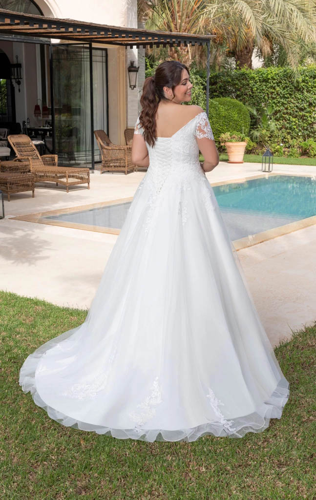 robe-de-mariee-curvy-248-02-2.jpg