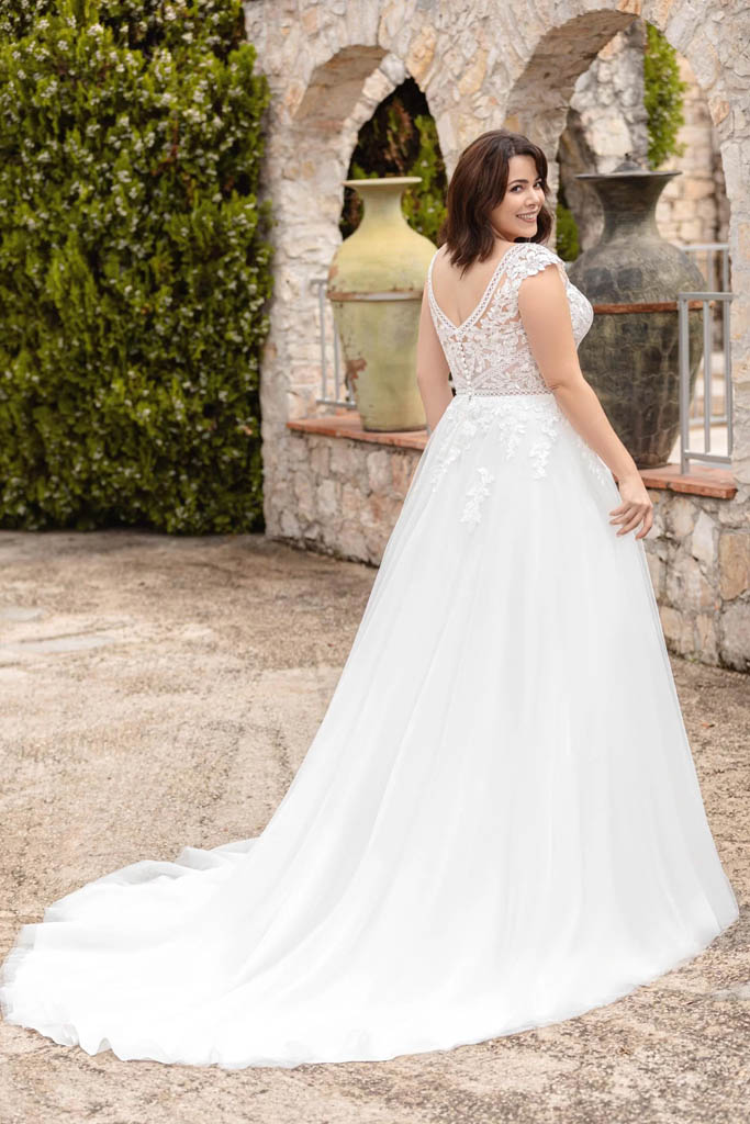 robe-de-mariee-curvy-258-14-2.jpg