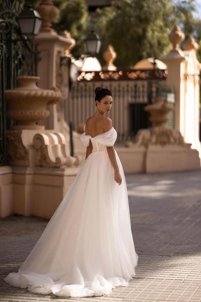 robe-de-mariee-paul-nathalie-by-selestia-s10129-4.jpg