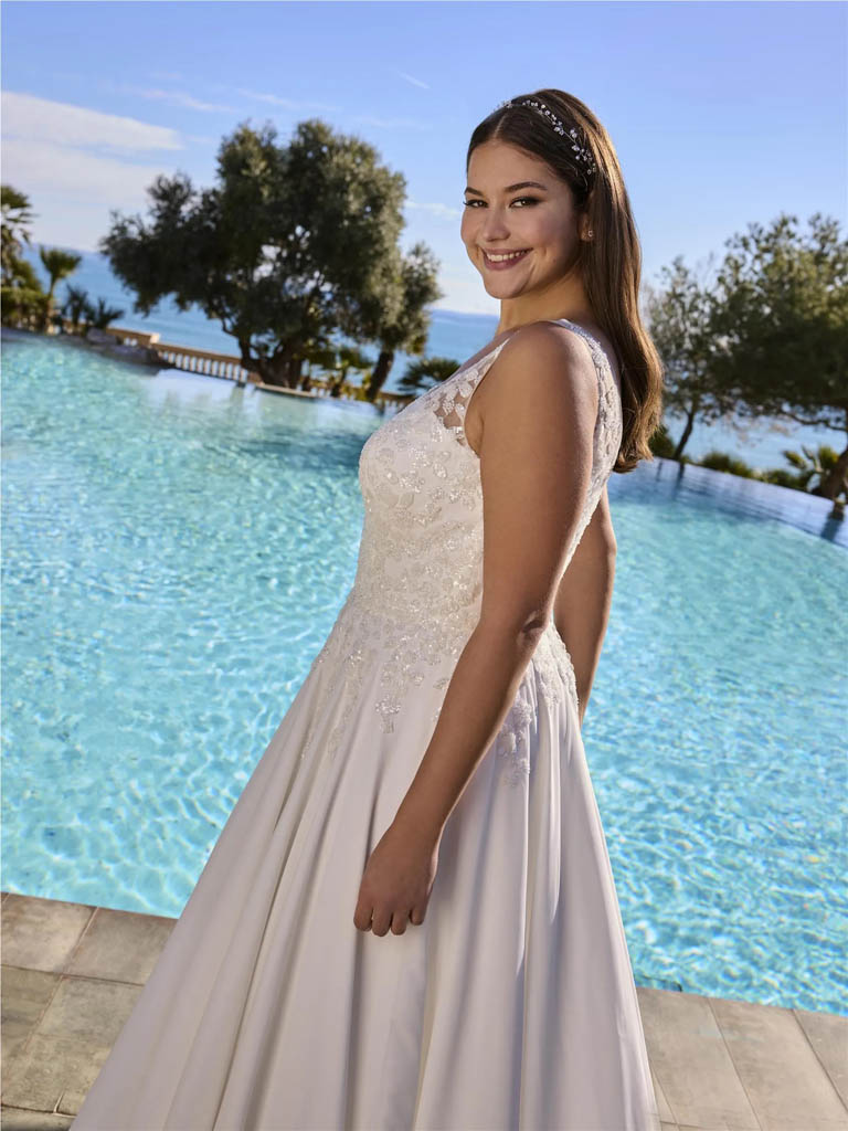 robe-de-mariee-pronovias-group-bergenia-3.jpg