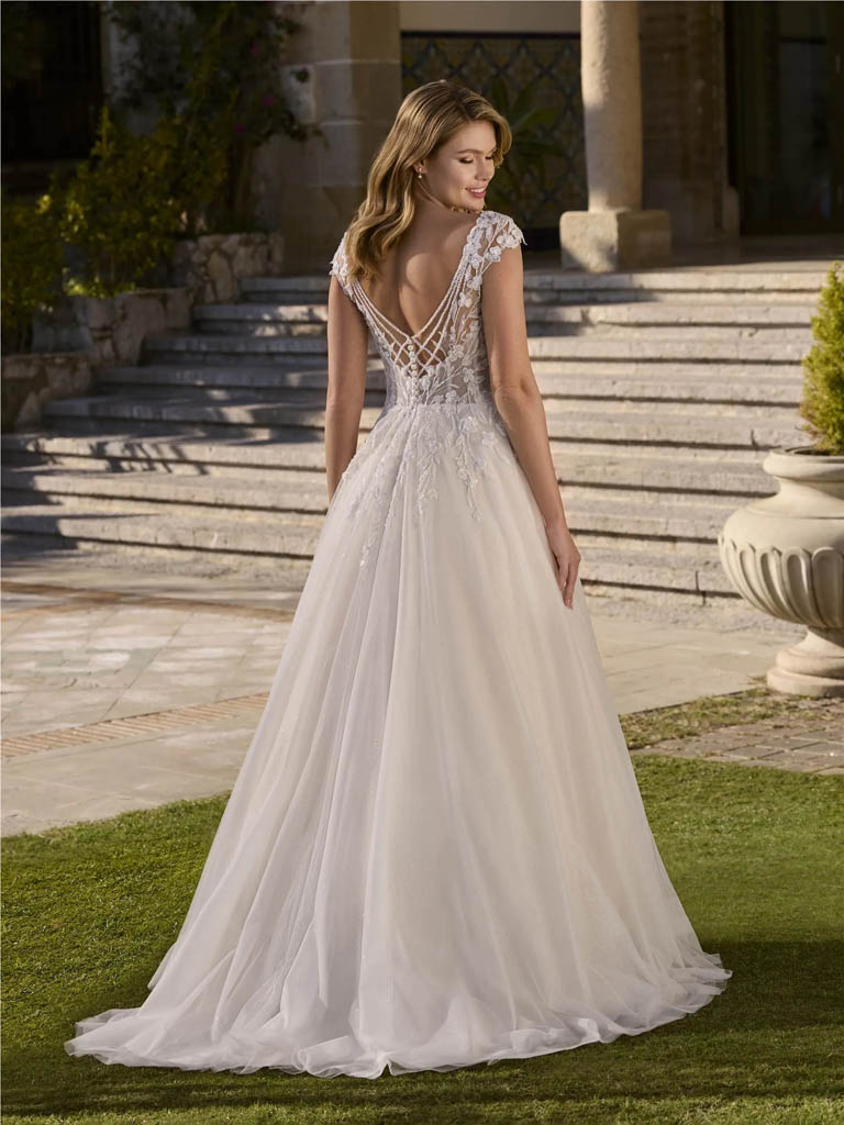 robe-de-mariee-pronovias-group-borage-2.jpg