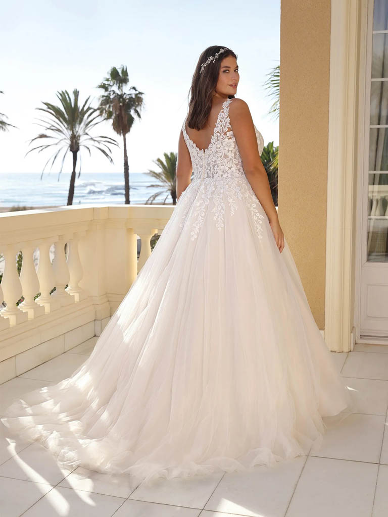 robe-de-mariee-pronovias-group-cathia-2.jpg