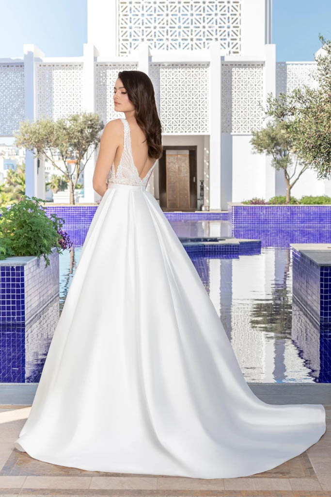 robe-de-mariee-the-sposa-group-251-03-2.jpg